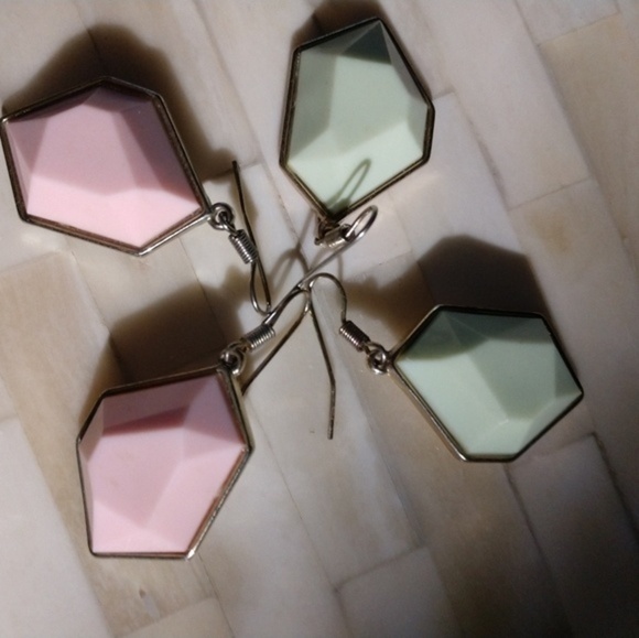 2 Pair Of Custom Earrings - Picture 4 of 6